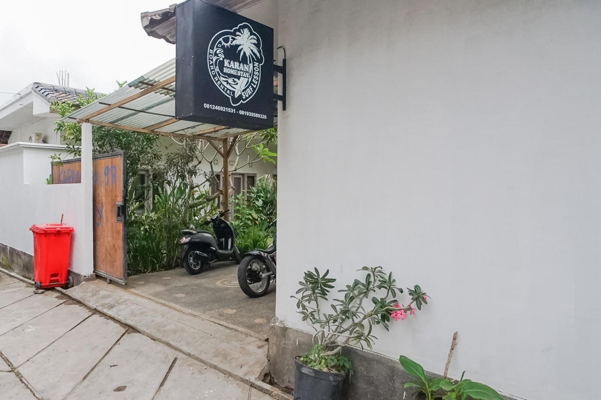 Karan Homestay Canggu Exterior photo